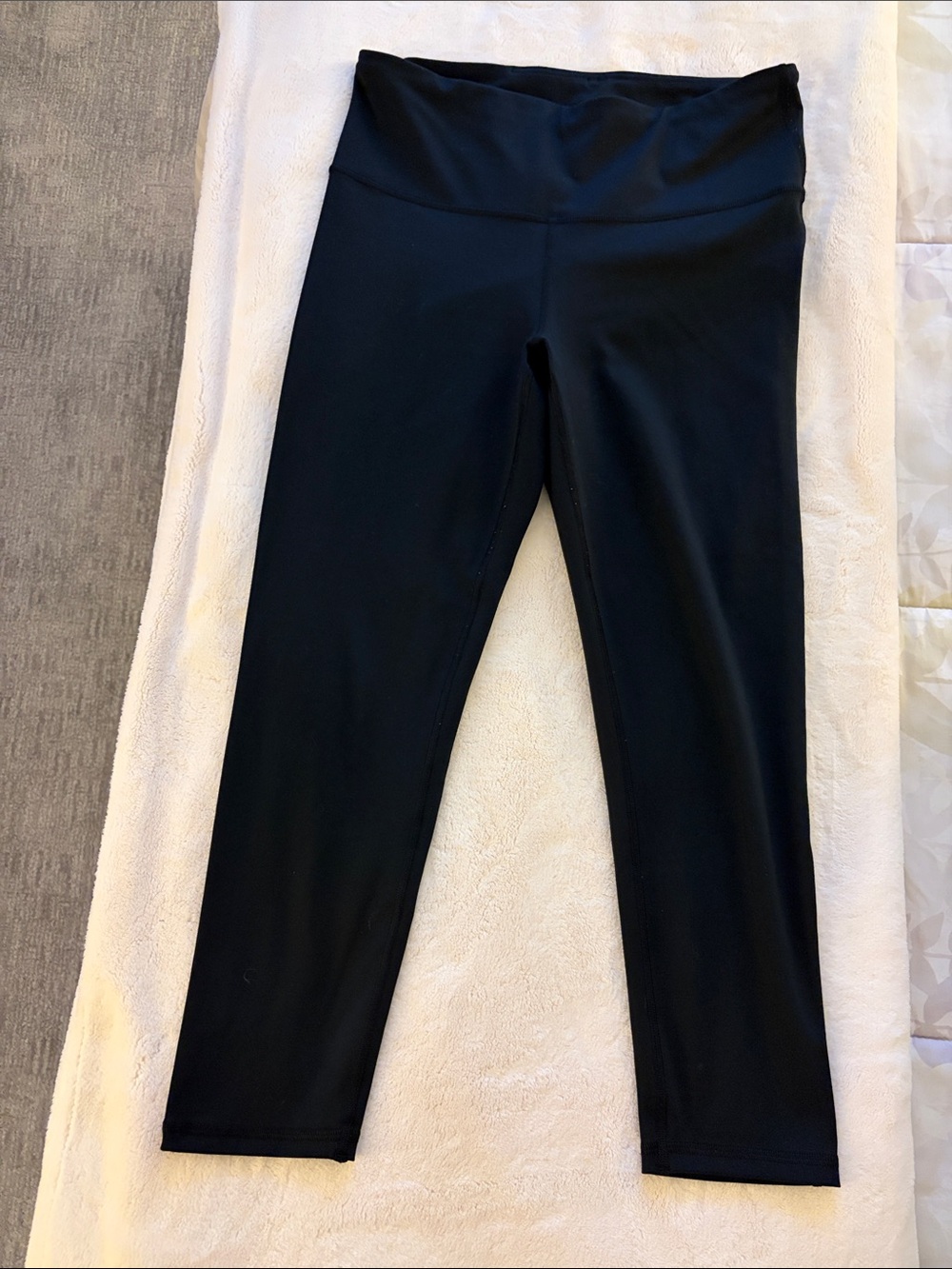 GAP Black High-Waist Workout Leggings